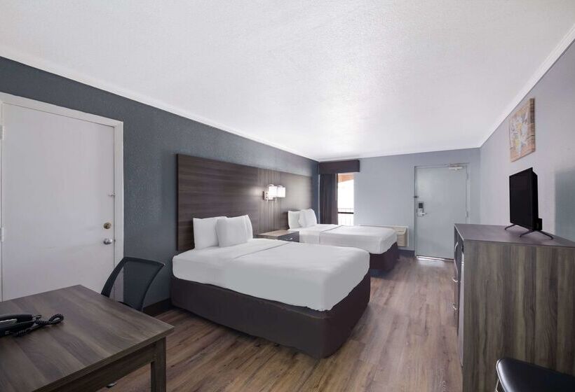 호텔 Econo Lodge Near The Domain   The Arboretum