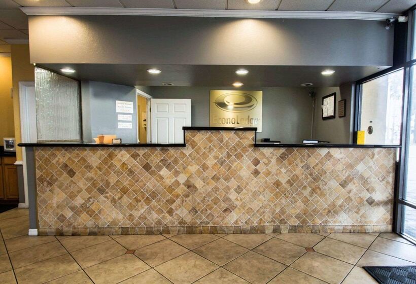فندق Econo Lodge