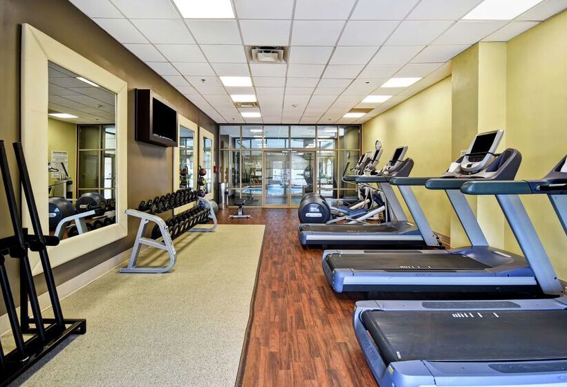 هتل Embassy Suites By Hilton Dulles Airport