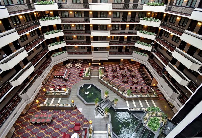 هتل Embassy Suites By Hilton Dulles Airport