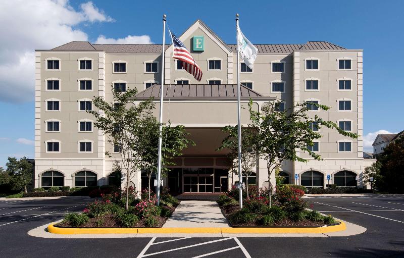 هتل Embassy Suites By Hilton Dulles Airport