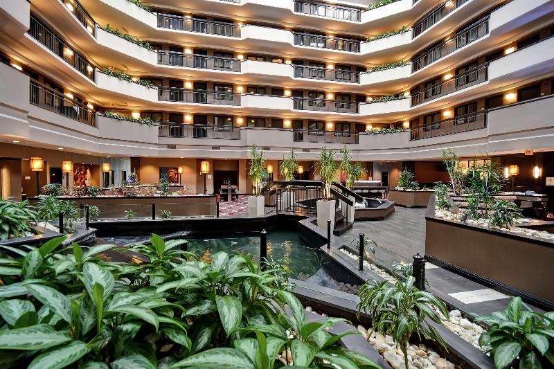 هتل Embassy Suites By Hilton Dulles Airport