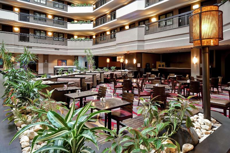 هتل Embassy Suites By Hilton Dulles Airport