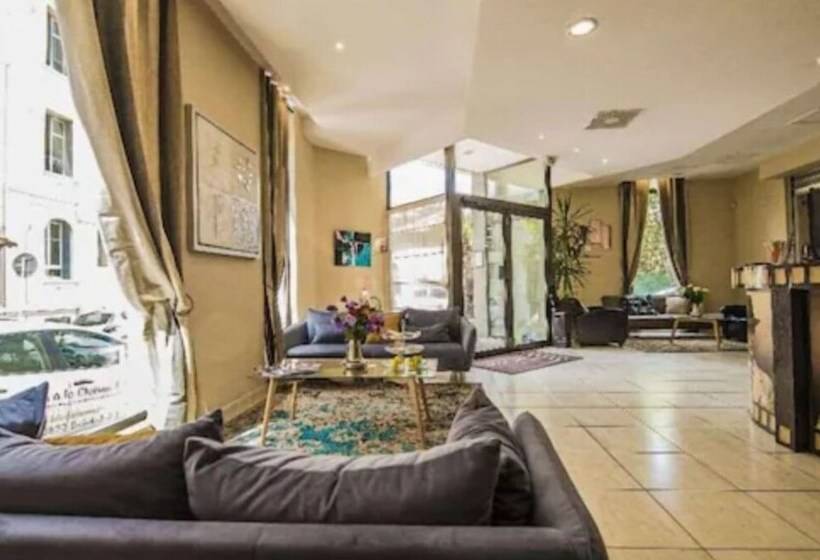 בית מלון כפרי Excelsuites Residence