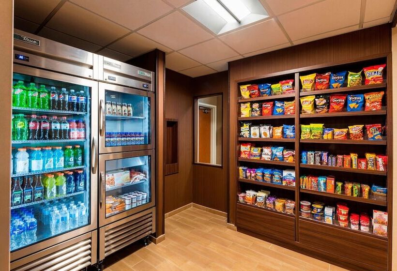 هتل Fairfield Inn And Suites St Petersburg Clearwater
