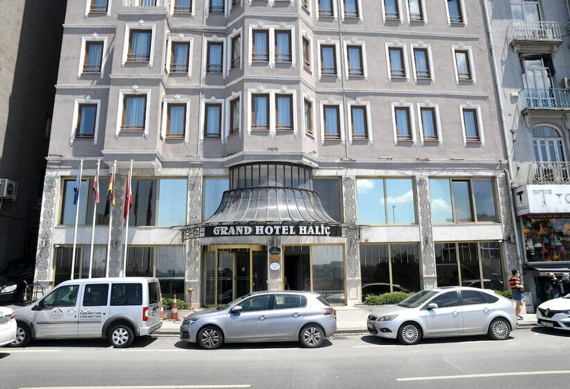 Fotos del hotel Grand Hotel Halic:  2