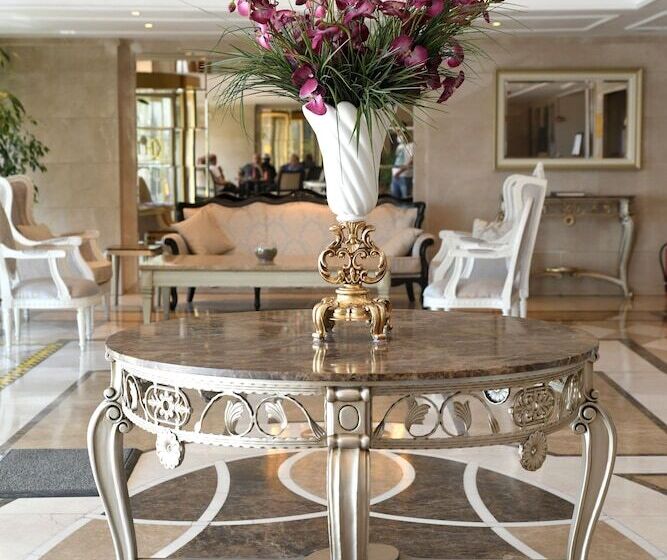 Fotos del hotel Grand Hotel Halic:  57