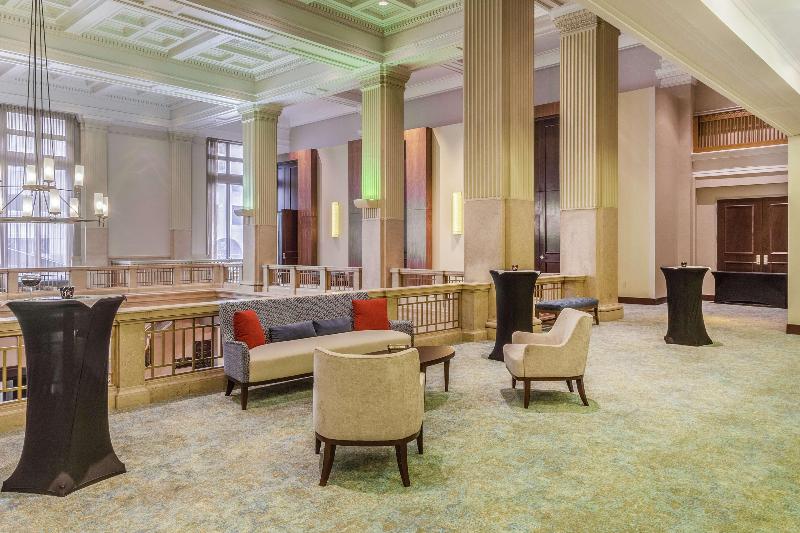 هتل Hilton Garden Inn Indianapolis Downtown
