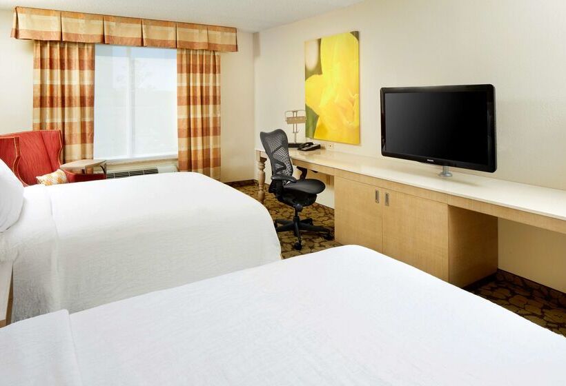 هتل Hilton Garden Inn Savannah Midtown
