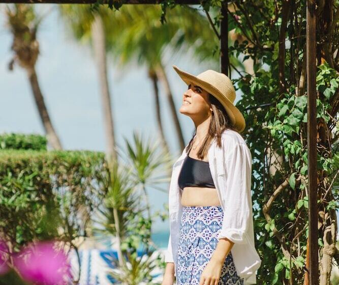 هتل Ixchel Beach