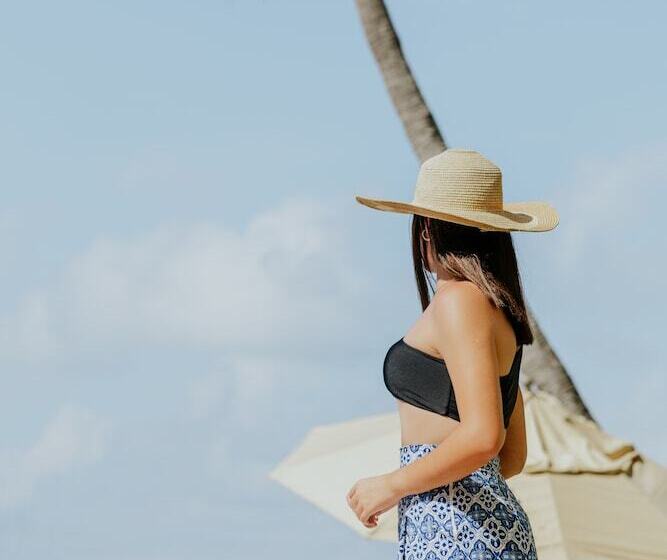 هتل Ixchel Beach