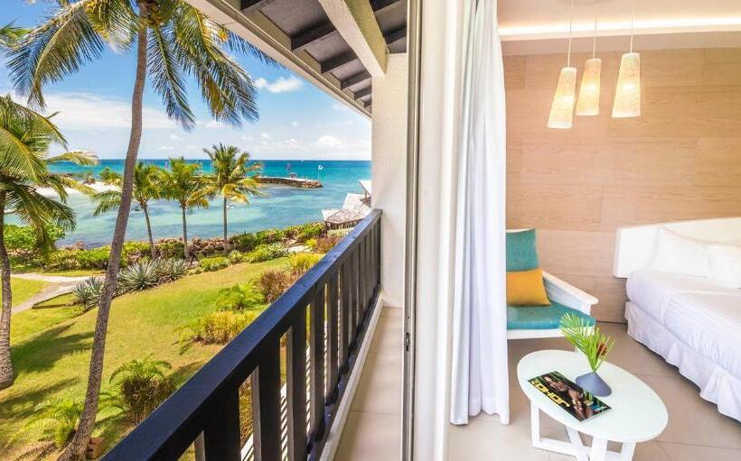 La Creole Beach Hotel & Spa