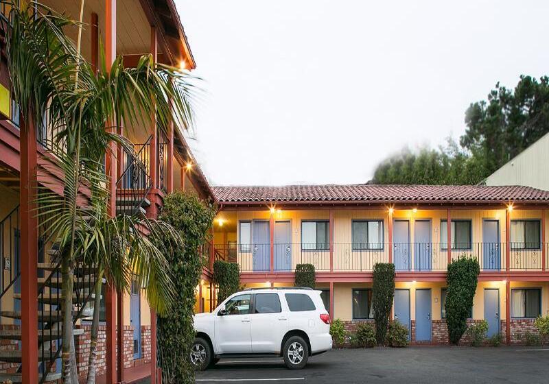 La Luna Inn, Ascend Hotel Collection