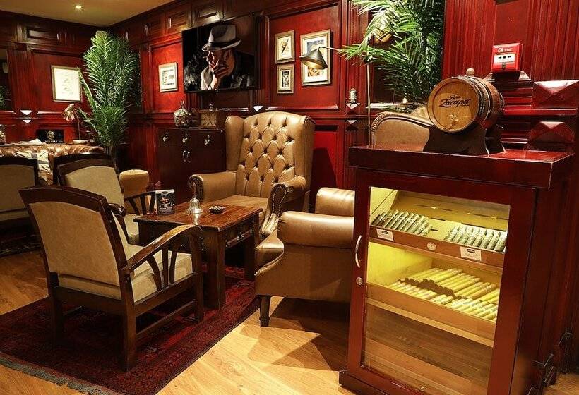 Fotos del hotel Majestic City Retreat:  18