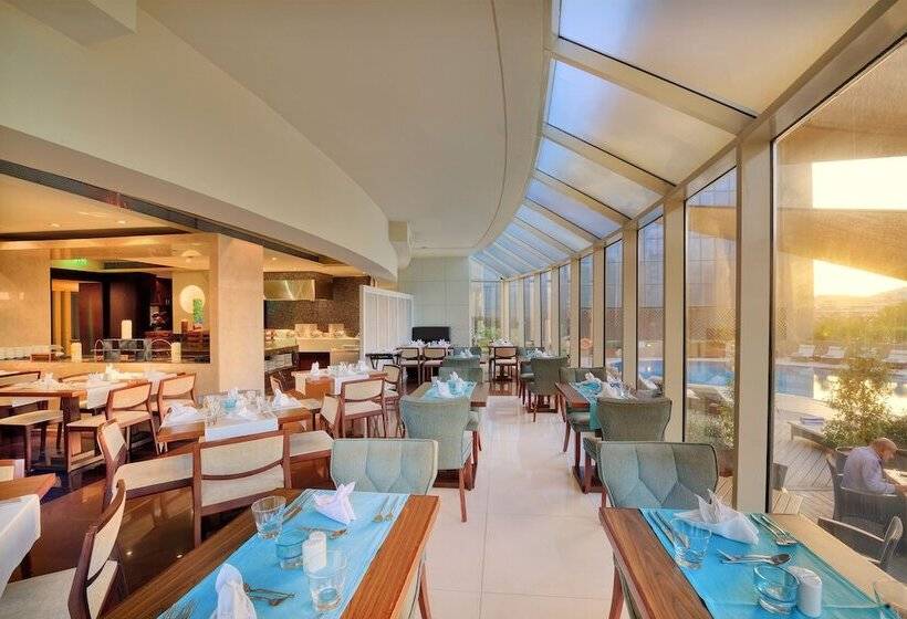 Fotos del hotel Majestic City Retreat:  4