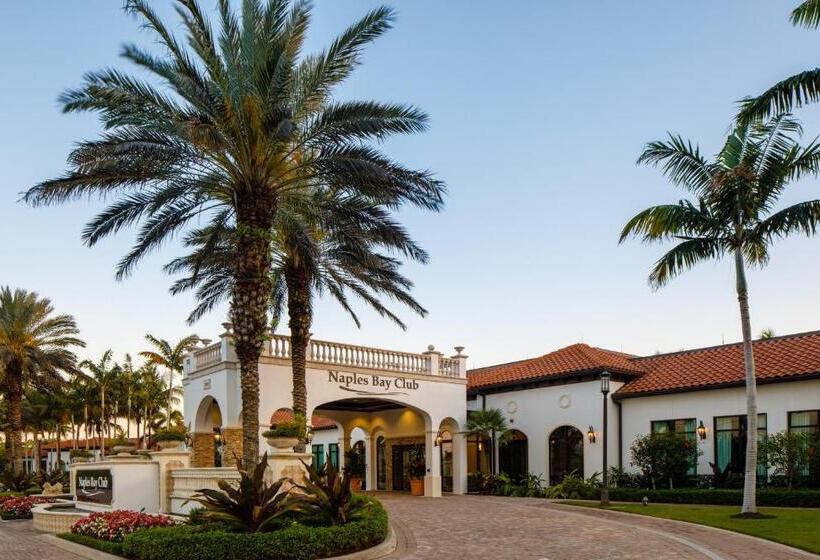 فندق Naples Bay Resort And Marina