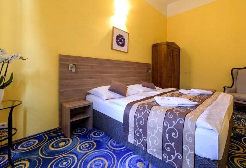 Fotos del hotel Otakar:  7