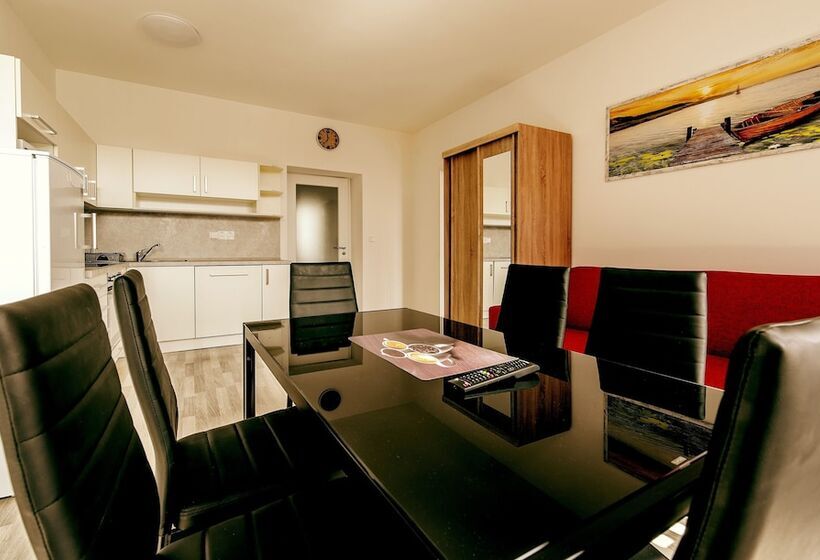 Fotos del hotel Otakar:  21