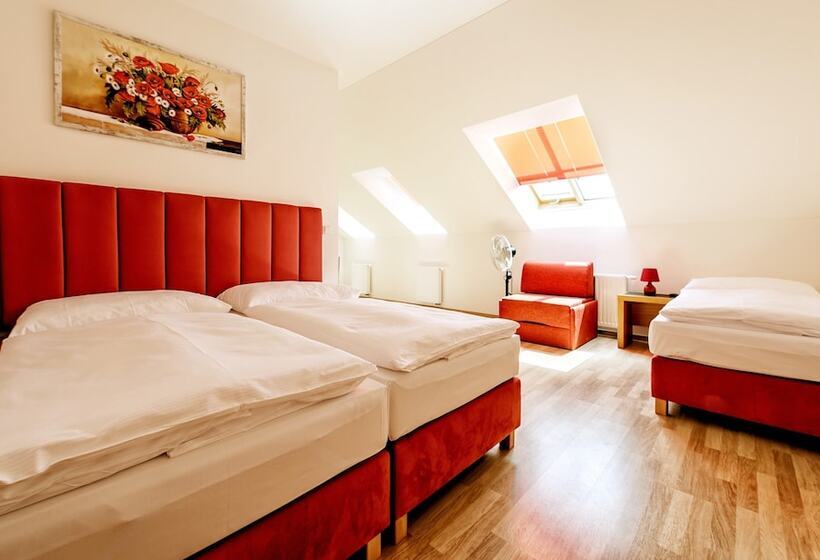 Fotos del hotel Otakar:  4