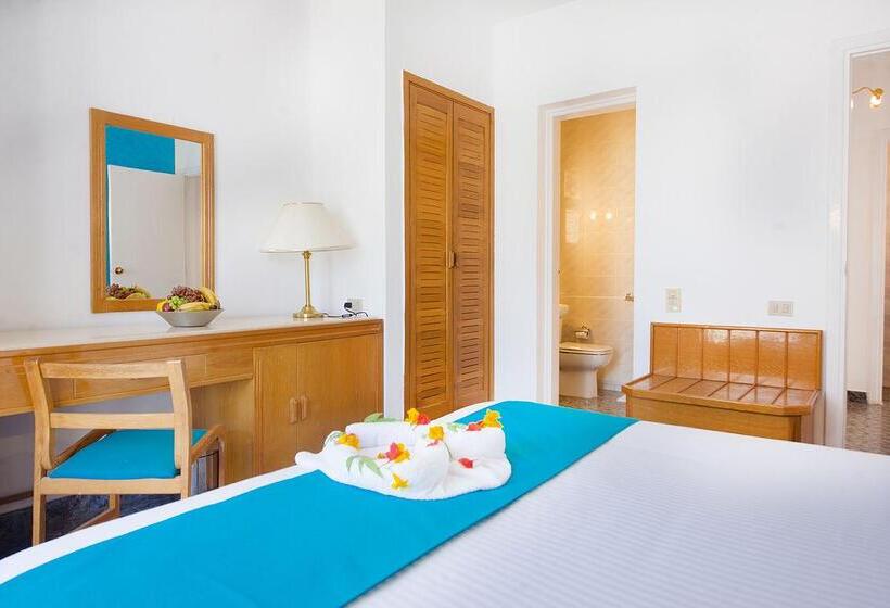 هتل Pharaoh Azur Resort