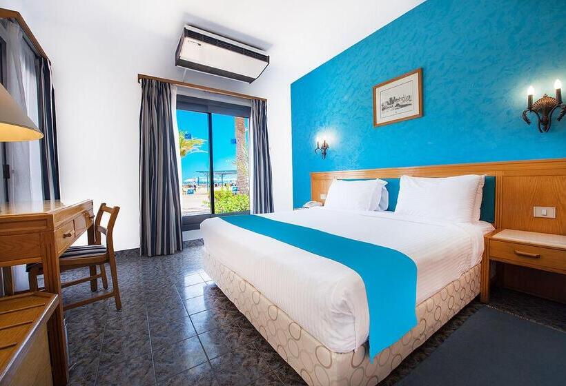 هتل Pharaoh Azur Resort