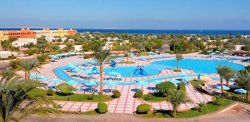 هتل Pharaoh Azur Resort