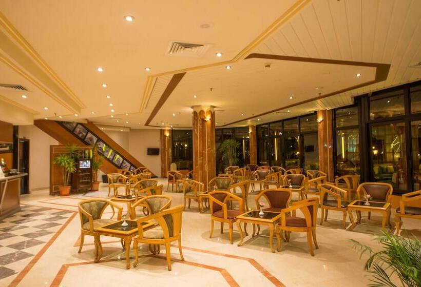 هتل Pharaoh Azur Resort