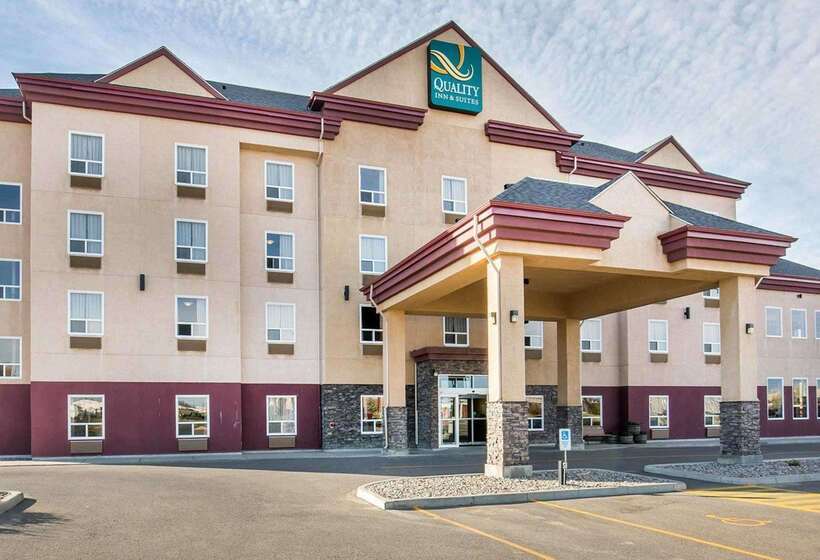 בית מלון כפרי Quality Inn & Suites