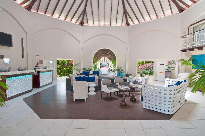 هتل Radisson Grenada Beach Resort