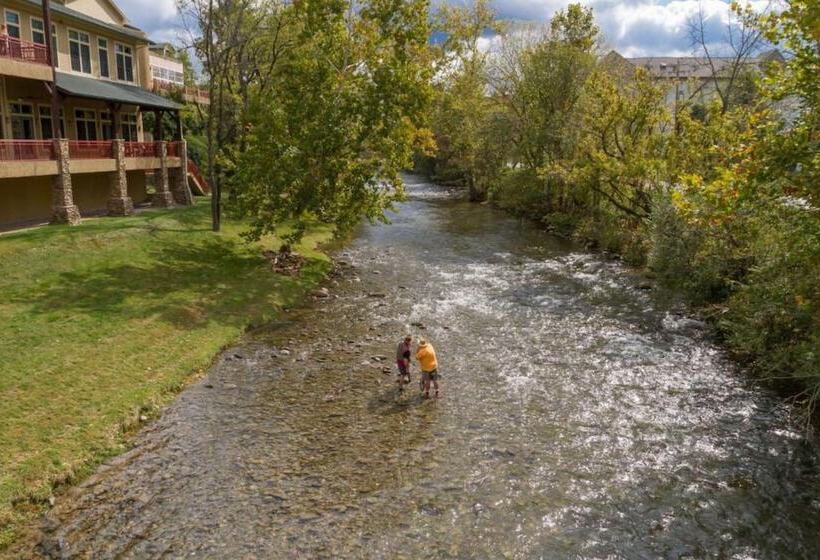 هتل Riverstone Condo Resort & Spa