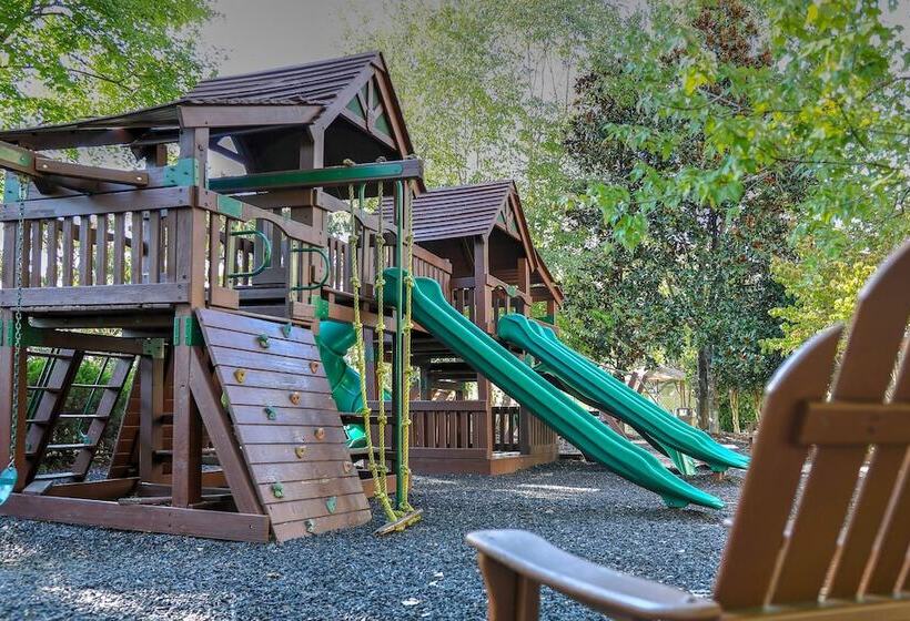 هتل Riverstone Condo Resort & Spa
