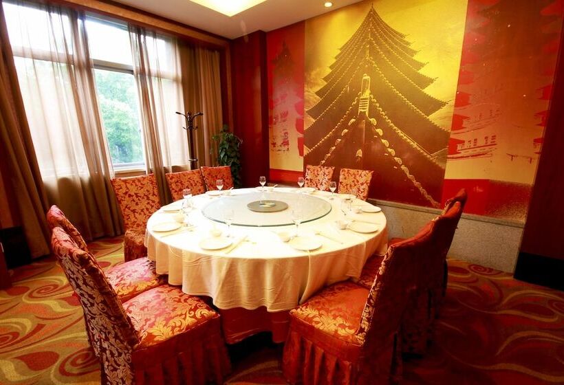 هتل Shanghai Neo Sunshine