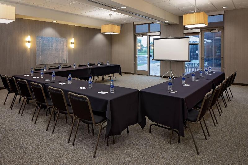 هتل Springhill Suites By Marriott Green Bay