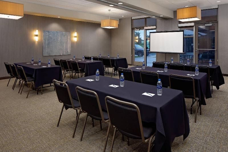 هتل Springhill Suites By Marriott Green Bay