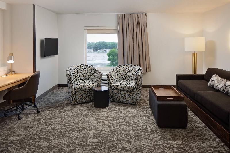 هتل Springhill Suites By Marriott Green Bay
