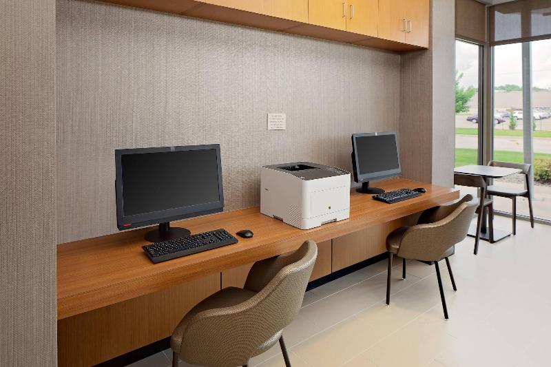هتل Springhill Suites By Marriott Green Bay
