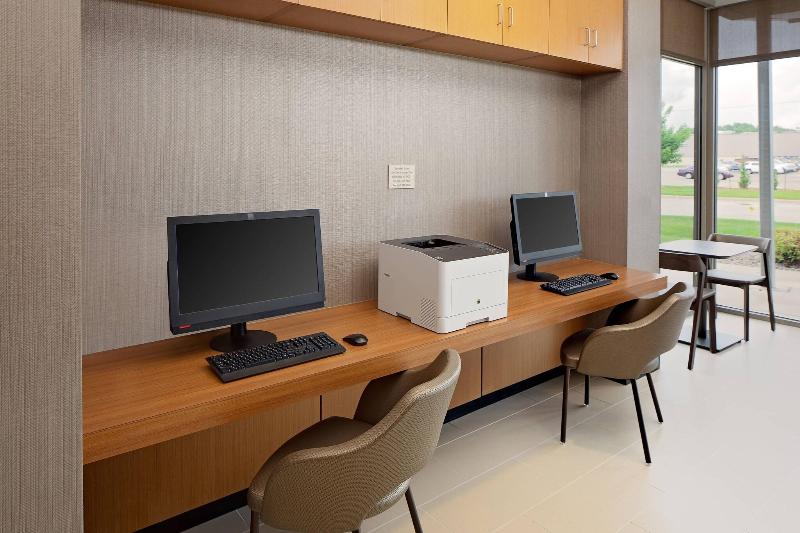 هتل Springhill Suites By Marriott Green Bay