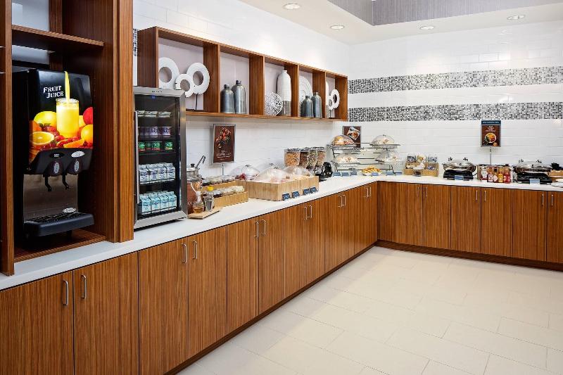 هتل Springhill Suites By Marriott Green Bay