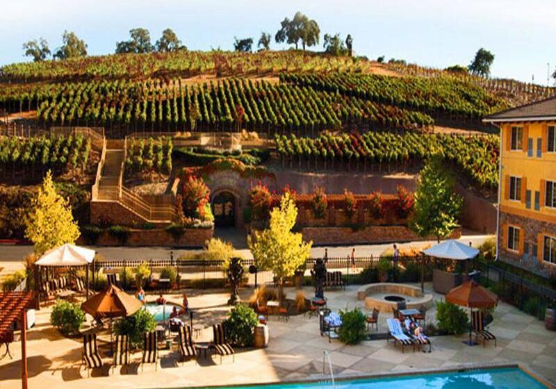 هتل The Meritage Resort And Spa