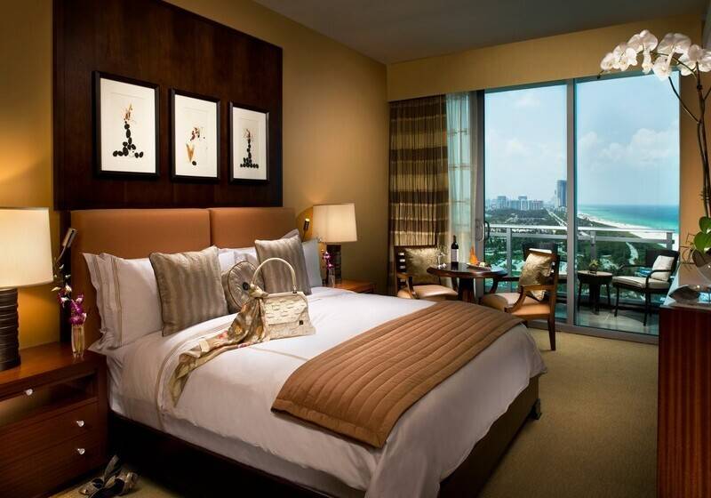هتل The Ritzcarlton Bal Harbour, Miami
