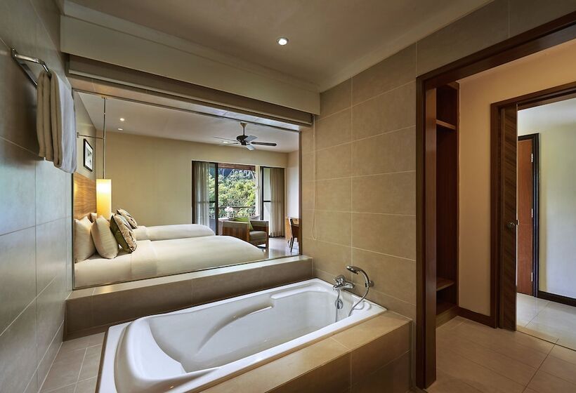 فندق The Taaras Beach & Spa Resort