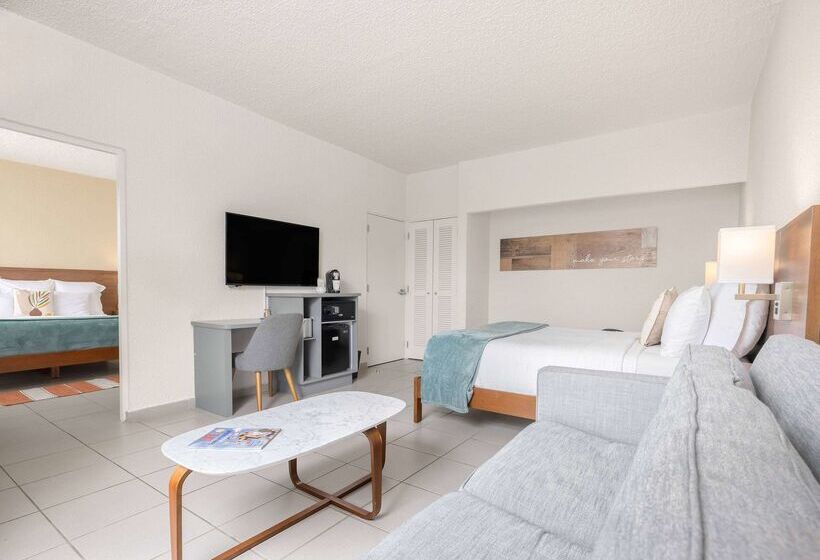 هتل Wyndham Palmas Beach And Golf Boutique Resort