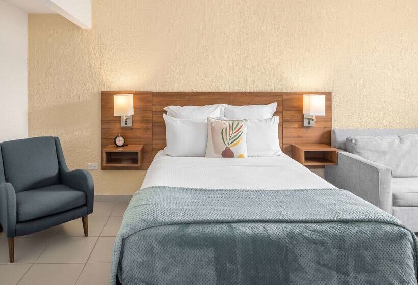 هتل Wyndham Palmas Beach And Golf Boutique Resort