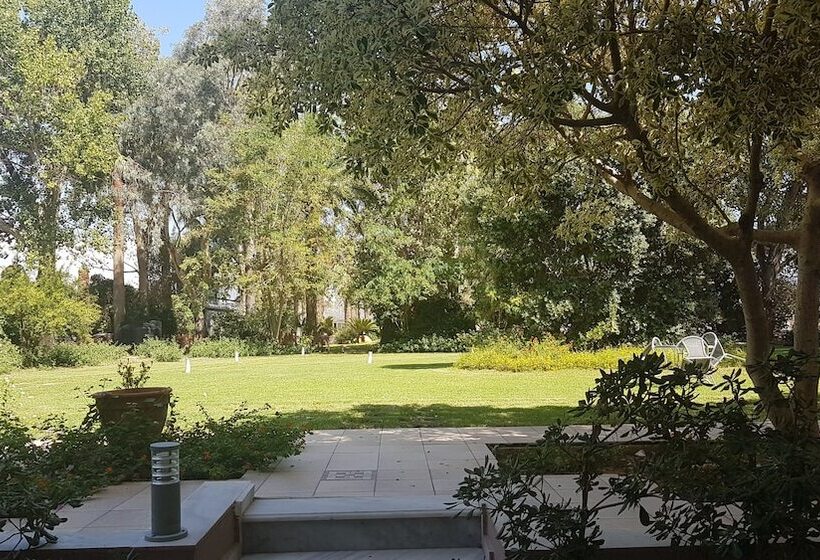 Marita's Apartments