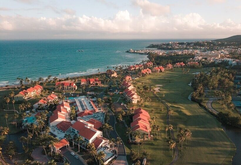 هتل Wyndham Palmas Beach And Golf Boutique Resort