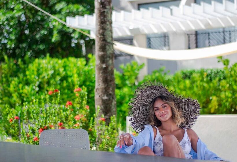 هتل Wyndham Palmas Beach And Golf Boutique Resort