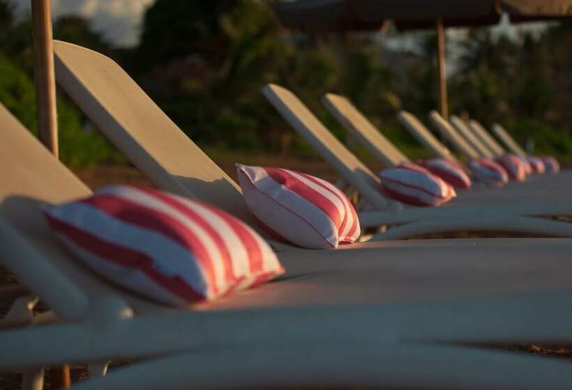 هتل Wyndham Palmas Beach And Golf Boutique Resort