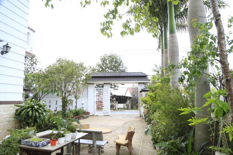 Hotel Hoai Huong Homestay