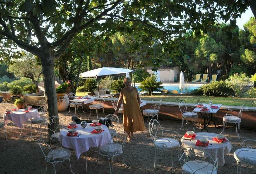 צימר Bastide De L'avelan