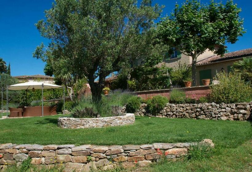 مبيت وإفطار Bastide De L'avelan